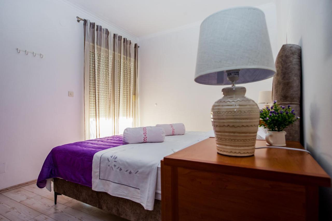 Apartments Nino Podstrana Exterior photo